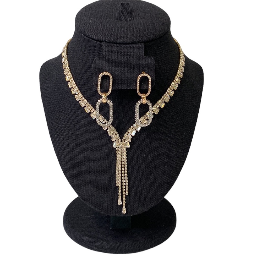 nOir Jewelry Gold and Silver Earrings
